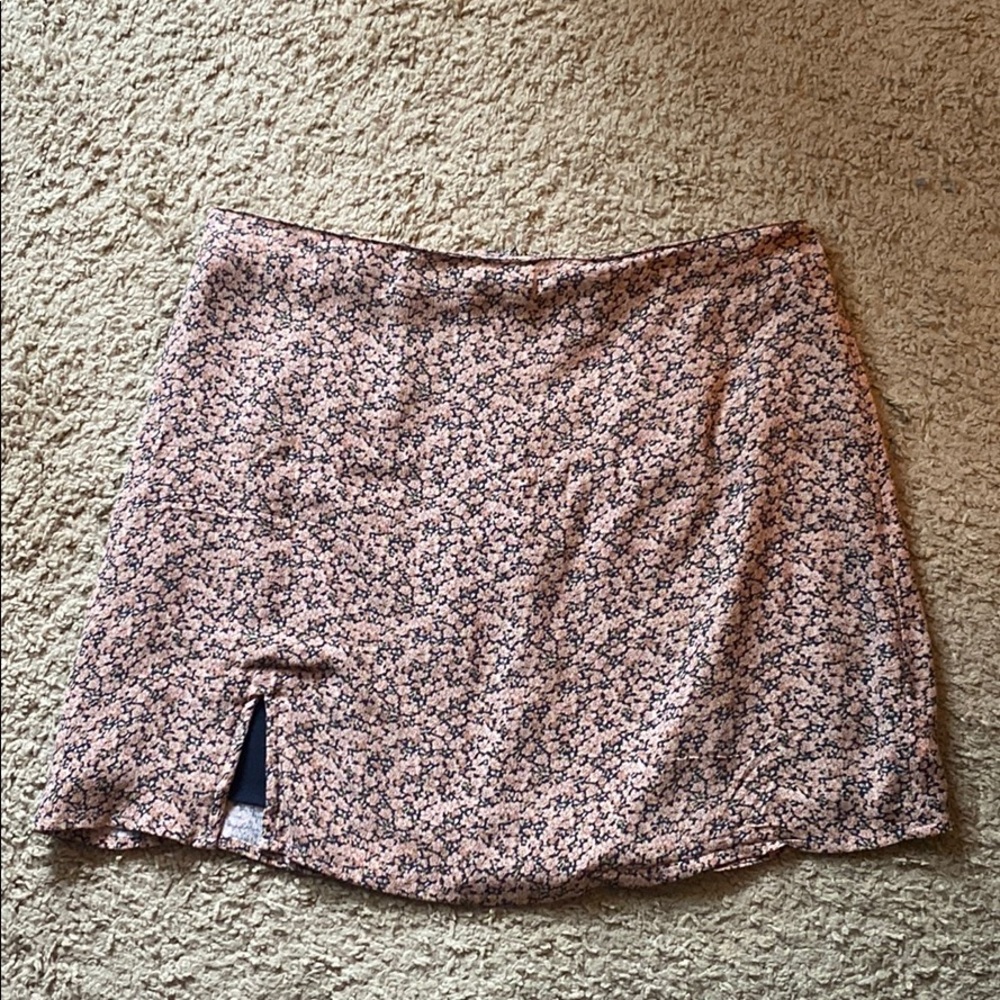 American Eagle floral mini skirt
